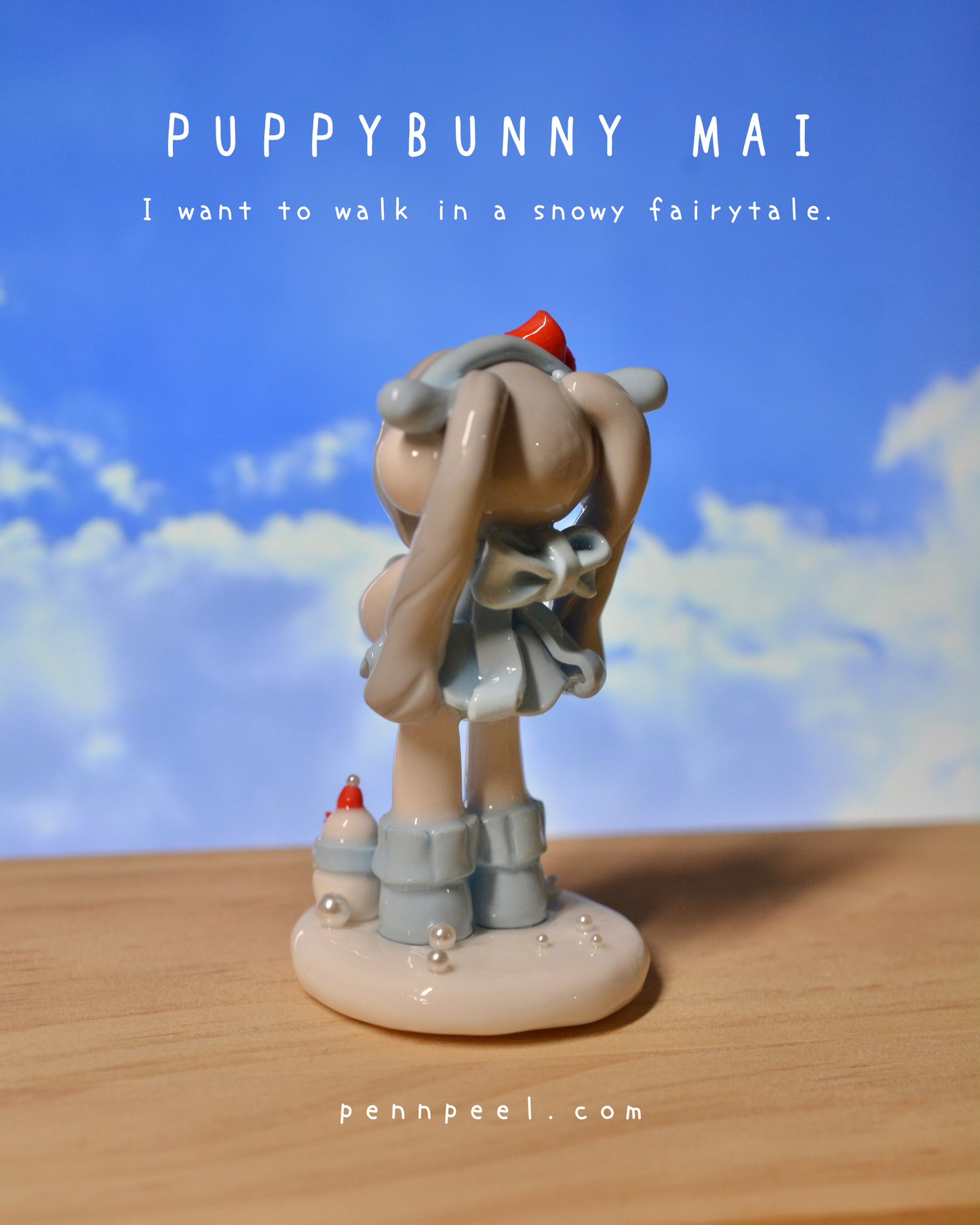 Mai Desk Buddy (Snow) | Last piece