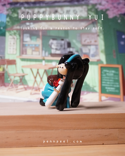 Yui: The Puppy Yawn (Turquoise)